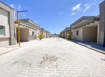 Casa · 77m² · 3 Quartos · 1 Vaga · Casa nova no Francês, OPORTUNIDADE R$400.000,00