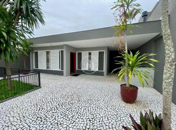 Casa · 330m² · 4 Quartos · 2 Vagas · Casa 4 Quartos sendo 1 suíte com 330m² - Bom Abrigo