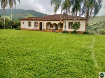 Rural · 400m² · 3 Quartos · 20 Vagas · Fazenda em Lorena
