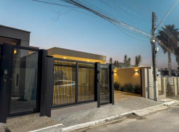 Casa de 5 quartos, Águas Claras · Seu Novo Lar na Arniqueiras conjunto 5, com 475m2;