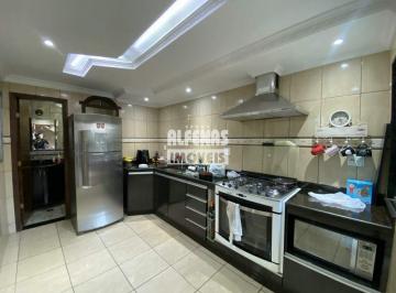 Casa · 200m² · 3 Quartos · 4 Vagas · Casa à venda 3 quartos no Bairro BANDEIRANTES