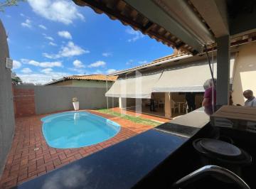 Casa · 220m² · 4 Quartos · 4 Vagas · Casa de Condomínio em Loteamento Portal do Sol I - Goiânia