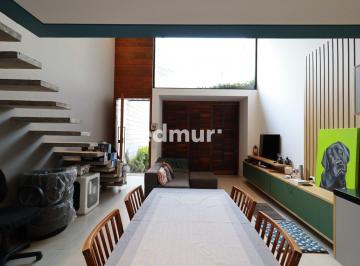 Casa · 143m² · 1 Quarto · Casa à venda - na Vila Metalúrgica