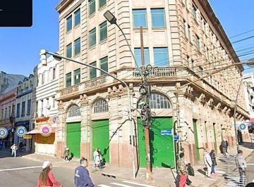 Casa · 400m² · 10 Quartos · MÁFFER IMÓVEIS ALUGA PRÉDIO COMERCIAL DE ESQUINA COM 400M² DE ÁREA PRIVATIVA  Imóvel com duas frente