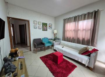 Casa · 200m² · 2 Quartos · 2 Vagas · Terreno 400m² e 200m² construção - Vila Guarani Zona Sul