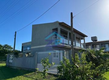 Casa · 60m² · 2 Quartos · 1 Vaga · Sobrado em Balneário atlântico