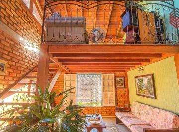 b7e6606af87ce296560c1e69cb057deb1725e8a3 · Casa com 2 dormitórios à venda, 130 m² por R$ 900.000,00 - Aeroporto - Juiz de Fora/MG