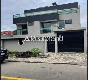 Casa · 367m² · 4 Quartos · 6 Vagas · Casa Padrão em Pinhais