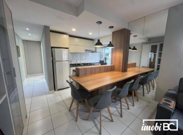Living integrado · Apartamento com 2 dormitórios à venda, 60 m² por R$ 900.000,00 - Centro - Balneário Camboriú/SC