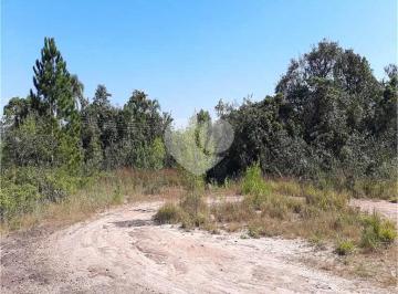 Casa · 19000m² · Condomínio à venda em Caraguatá - SP