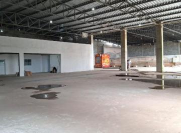 Comercial · 3100m² · 70 Vagas · Galpão na Rua Orminda Pinto, N. 213 • 3100 m²