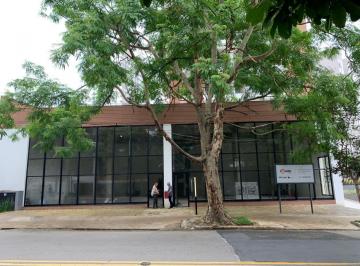 Comercial · 470m² · 2 Quartos · 4 Vagas · Loja na Avenida Lins de Vasconcelos, N. 2950 - Lojas 1 e 2 • 470 m²