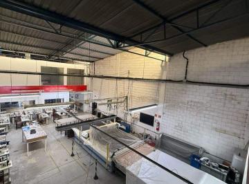 Comercial · 700m² · 1 Vaga · Galpão para LOCAÇÃO, localizado no bairro da VILA ARENS II, na cidade de Jundiaí/SP.
