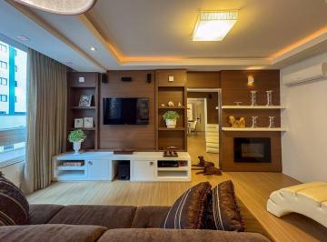 Apartamento · 3 Quartos · 1 Vaga · Apartamento quadra mar mobiliado com 3 dormitórios à venda no Centro de Balneário Camboriú
