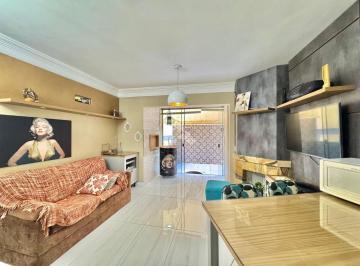Apartamento · 38m² · 1 Quarto · 1 Vaga · Apartamento de 1 dormitório c/ terraço mobiliado e com box de garagem no Centro de Capão da Canoa