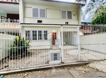 Casa · 307m² · 5 Quartos · 8 Vagas · Excelente Oportunidade em São Francisco, duas casas pelo preço de uma.