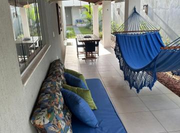 Casa de 6 quartos, Conde · Barra Itariri, casa 6/4, climatizada, piscina, espaço gourmet, porteira fechada.