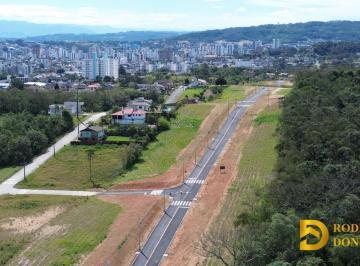 Terreno · 418m² · Loteamento Parque Darós – apenas 5 minutos do centro de Criciúma.