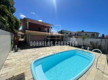 Casa · 150m² · 3 Quartos · 4 Vagas · Casa em Forte Orange para Temporada | 3 Quartos, 2 Suítes, Varanda, Piscina, Churrasqueira.
