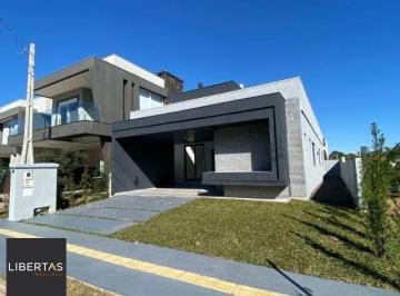 Casa · 150m² · 3 Quartos · 2 Vagas · Casa à venda - no Centro