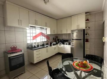 Casa de 3 quartos, Bauru · Casa em Avenida das Bandeiras - Vila Industrial - Bauru/SP
