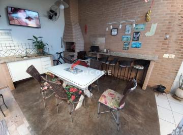 Casa en Venda de 3 quartos Jardim Shangri-Lá · Casa de condomínio em Avenida Mário Ranieri, 45 Quadra 4 - Jardim Shangri-Lá - Bauru/SP