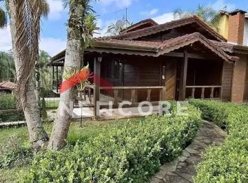 Casa · 238m² · 5 Quartos · 3 Vagas · Casa de condomínio em  Rua Hawaí - Fazenda da Ilha - Embu-Guaçu/SP