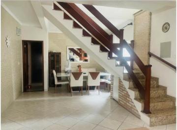 Casa de 6 quartos, São Paulo · Casa 300m² 2 Salas 6 Dor Sendo 2 Suites 6 Banheiros 2 Vagas No Tatuapé