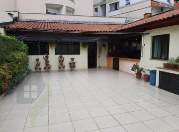 Foto 01 · Casa de 3 suítes, 4 banheiros, com 342m², 8 vagas no Rudge Ramos, São Bernardo do Campo