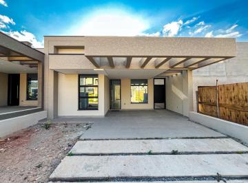 202511031353481319.jpg · Casa para Venda em Cotia, Residencial dos Lagos, 3 dormitórios, 1 suíte, 2 banheiros, 3 vagas