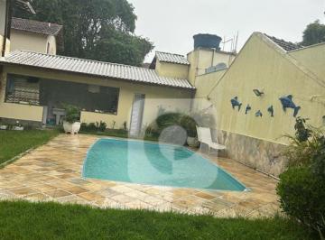 Casa · 351m² · 3 Quartos · 4 Vagas · Casa Alto Padrão 351m² Terreno 600m² 3 Quartos 1 Suíte com Closet Hidromassagem 4 Vagas a Venda