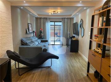 Casa · 65m² · 2 Quartos · Casa Linear Condomínio Fechado 2 Quartos Sala 2 ambientes Cozinha Planejada Quintal à Venda