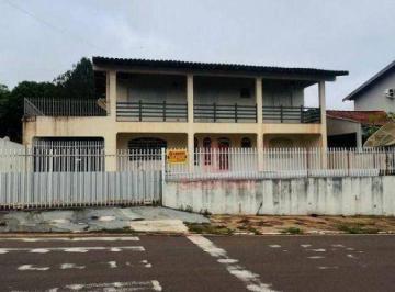 Casa · 214m² · 3 Quartos · CASA DE ESQUINA NO CENTRO DE P0RTO RICO, Á VENDA.