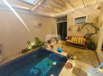 Casa · 130m² · 3 Quartos · Casa de vila impecável com piscina e área gourmet – Tijuca
