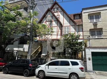 Casa · 476m² · 6 Quartos · 1 Vaga · Tijuca - Casa -Sobrado Triplex com 476 M2 total, com 4 Apartamentos independentes