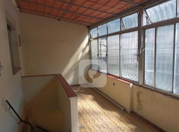 Apartamento · 226m² · 3 Quartos · 1 Vaga · Casa 3 Quartos | 226m² | Garagem Privativa | Varanda | Quintal | Canil