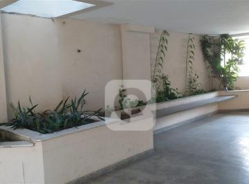 Apartamento · 64m² · 1 Quarto · 1 Vaga · Excelente apartamento reformado com varandão