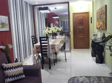 Apartamento · 68m² · 2 Quartos · 1 Vaga · varanda, 2 qts, vaga, metrô Estácio!!!