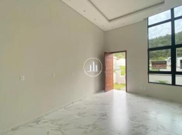 Casa · 70m² · 3 Quartos · 2 Vagas · Casa 3 quartos com 1 suíte e 70m² - Bela Vista