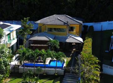 Casa de 4 quartos, Camaçari · Casa encantadora no Alphaville Litoral 1 Nascente, 4 suítes, escritório e dependência completa 600m