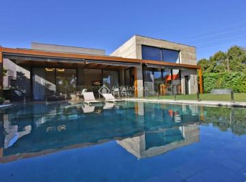 Casa · 550m² · 5 Quartos · 4 Vagas · Casa 5 suítes no Terra Ville, zona sul de Porto Alegre