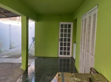 Casa de 2 quartos, Pelotas · Casa com 02 dormitórios, Bairro Tres Vendas.