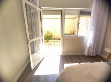Apartamento · 48m² · 1 Quarto · APARTAMENTO DE 1 DORM/QUARTO DE 48,10m² BAIRRO MENINO DEUS (com pátio)