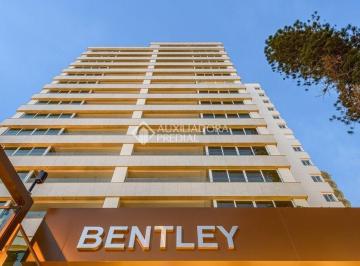 753582_iw9u1a_75358268f1a9a6690b2.jpg · Apartamento 257 m², 3 suítes e 3 vagas no bairro Bela Vista.