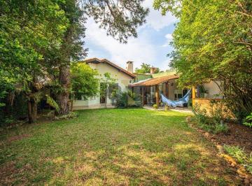 12619_iw27dDfa31isxT74oS_126196908ecbd3fd5a.jpg · Com 2 Suítes + 1 e Salas Envidraçadas para Jardim Interno com Pomar `a venda no Butantã - São Paulo 