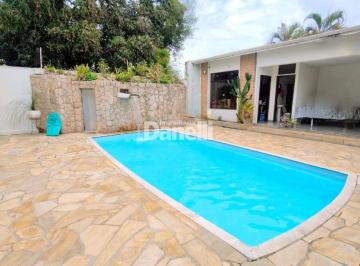Casa · 228m² · 3 Quartos · 2 Vagas · EXCELENTE OPORTUNIDADE PARA FINS COMERCIAIS OU RESIDENCIAIS!
