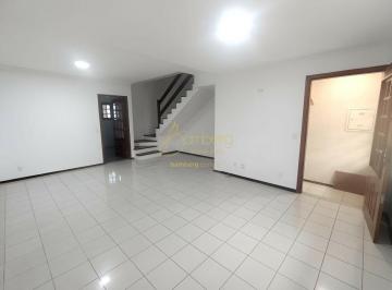 Casa · 160m² · 3 Quartos · 2 Vagas · Para investidor, já alugada,mais que uma casa, um refúgio, 3 dormitórios sendo 1 suíte, 2 vagas.