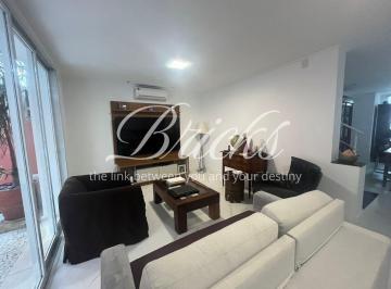 Casa · 200m² · 3 Quartos · 2 Vagas · SOBRADO VILA NOVA CONCEIÇÃO