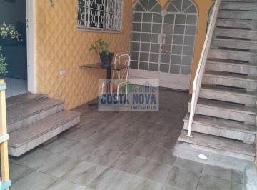 Casa · 230m² · 3 Quartos · Conforto e espaço. Casa térrea ampla com entrada charmosa em Santana