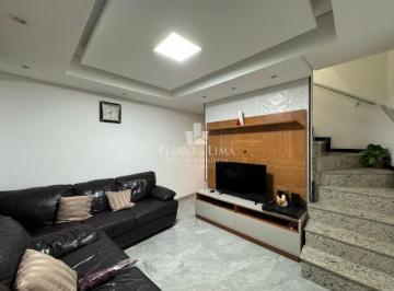 Casa · 90m² · 2 Quartos · 1 Vaga · Sobrado com 2 quartos, sendo uma suíte, 1 vaga, 90 m², no centro da Penha.